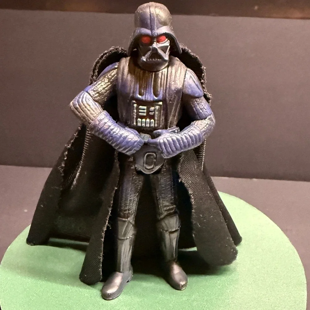 Star Wars Darth Vader Action Figure 1998 Hasbro LFL Vintage Black Fabric Cape